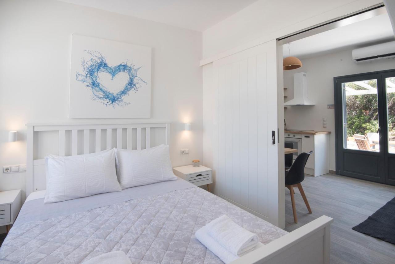 White New 1Bd House With Private Jacuzzi In Isterni Βίλα Isterni  Εξωτερικό φωτογραφία