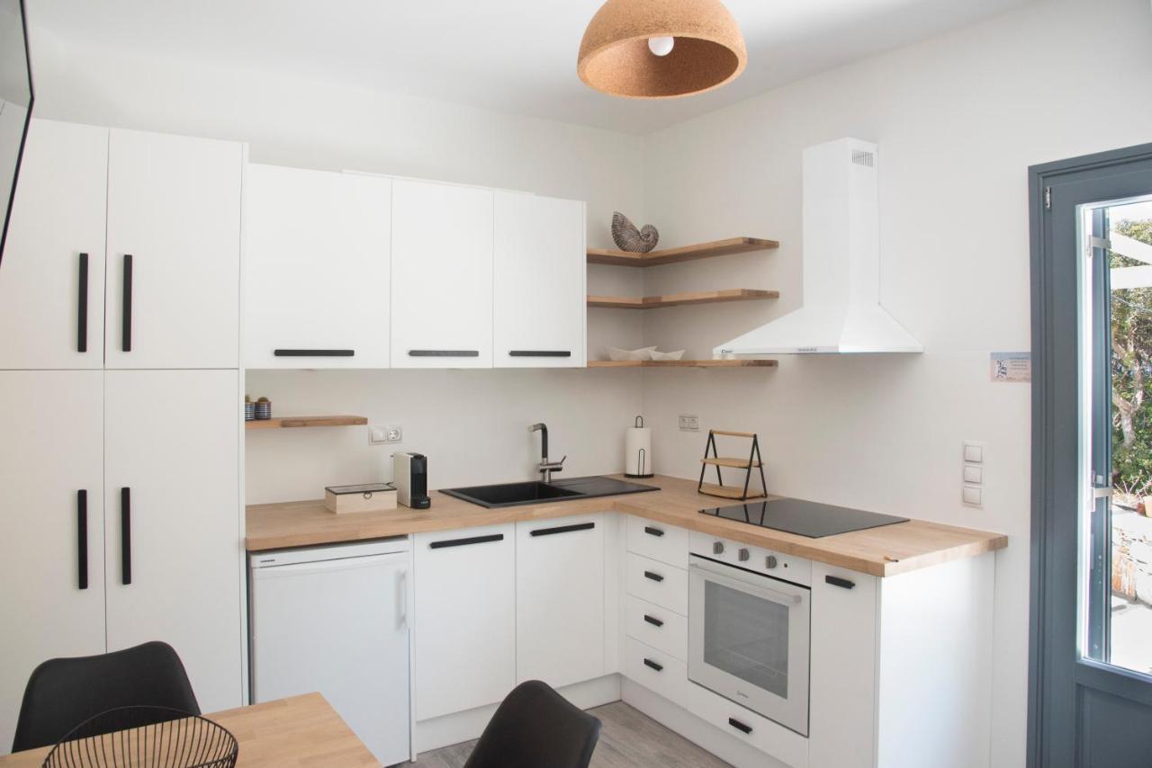 White New 1Bd House With Private Jacuzzi In Isterni Βίλα Isterni  Εξωτερικό φωτογραφία